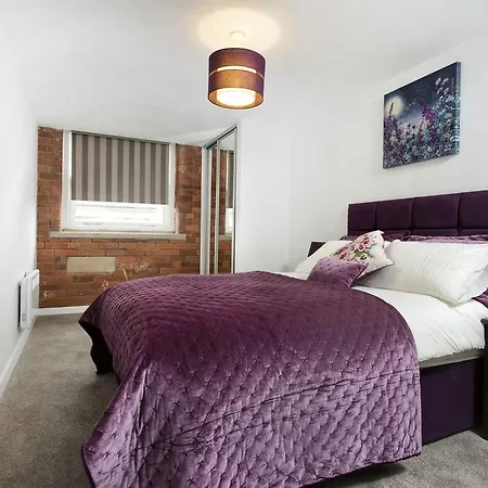 Orchard & Avenue Serviced 4* Bradford (West Yorkshire)