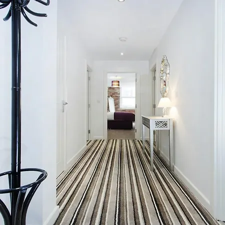 Orchard & Avenue Serviced Hotel apartamentowy 4*