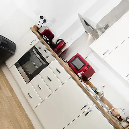 Orchard & Avenue Serviced 4* Bradford (West Yorkshire)