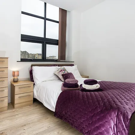 Orchard & Avenue Serviced Bradford (West Yorkshire)