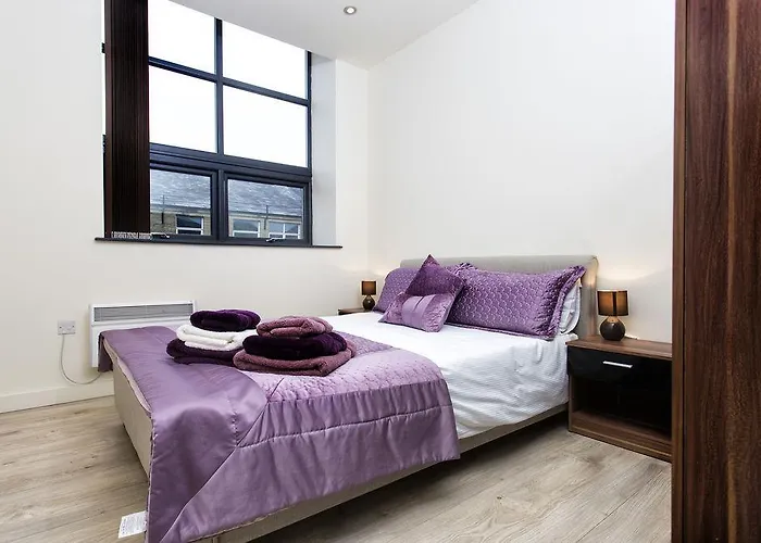 Orchard & Avenue Serviced 4*