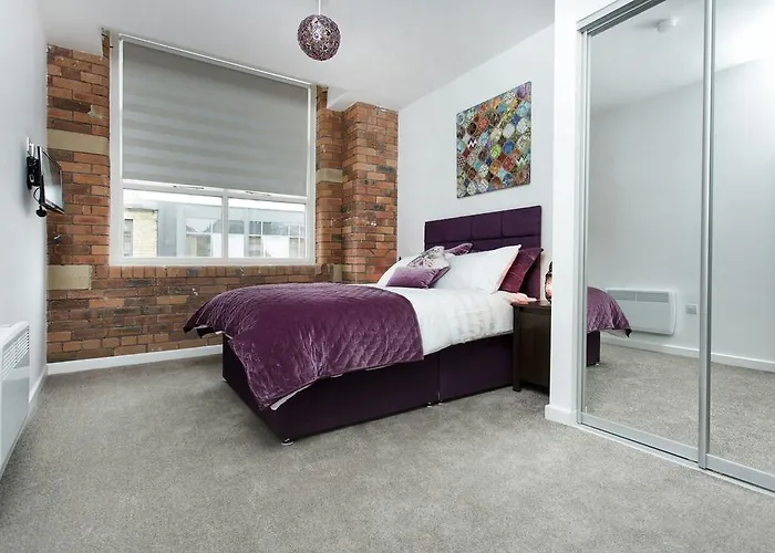 Aparthotel Orchard & Avenue Serviced 4*