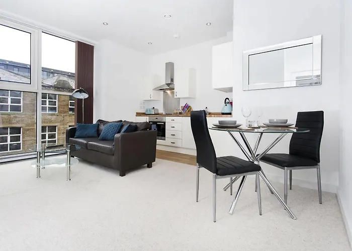 Orchard & Avenue Serviced 4* Bradford (West Yorkshire)