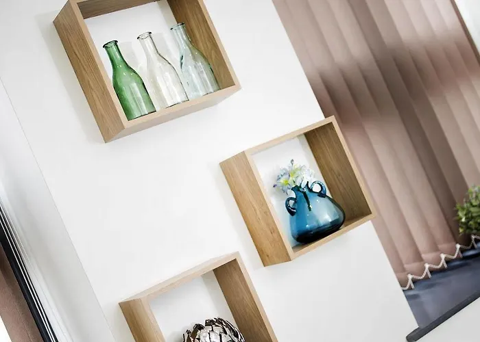 Aparthotel Orchard & Avenue Serviced 4*