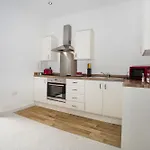 Orchard & Avenue Serviced Apartmanhotel