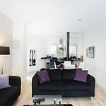 Orchard & Avenue Serviced Apartmanhotel