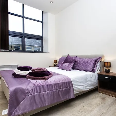 Orchard & Avenue Serviced 4*