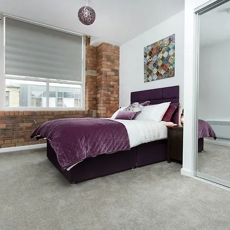 Apartmanhotel Orchard & Avenue Serviced 4*