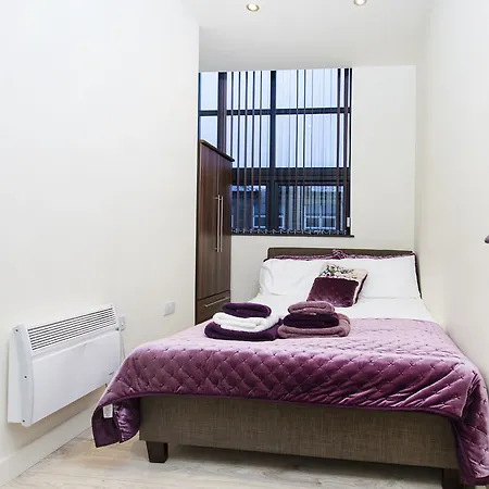 Orchard & Avenue Serviced 4* Μπράντφορντ