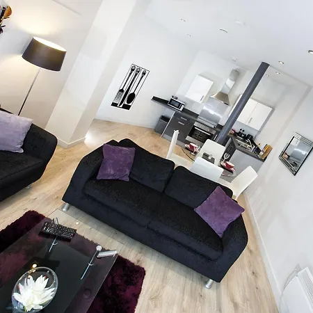 Orchard & Avenue Serviced Ξενοδοχείο με διαμερίσματα 4*