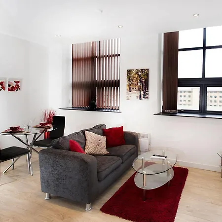 Ξενοδοχείο με διαμερίσματα Orchard & Avenue Serviced 4*