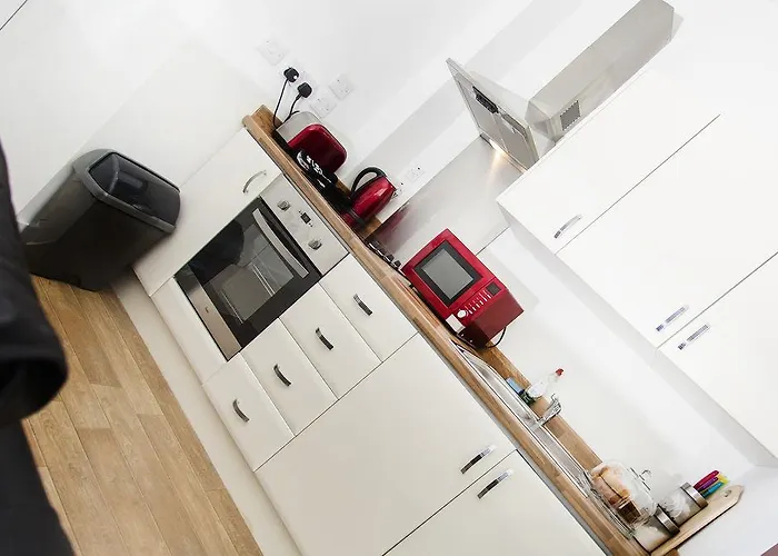 Orchard & Avenue Serviced 4* Bradford