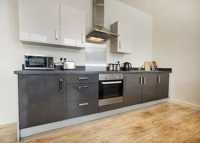 Orchard & Avenue Serviced 4* Bradford