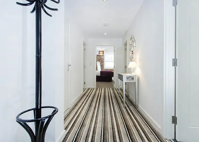 Orchard & Avenue Serviced Apartmanhotel 4*