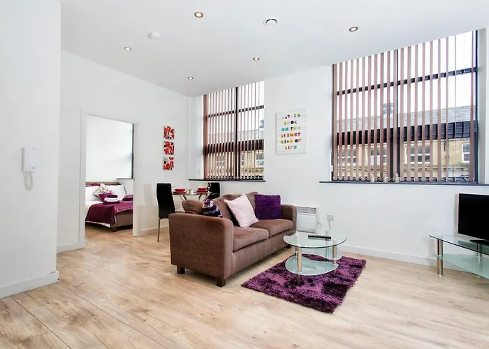 Orchard & Avenue Serviced 4* Bradford