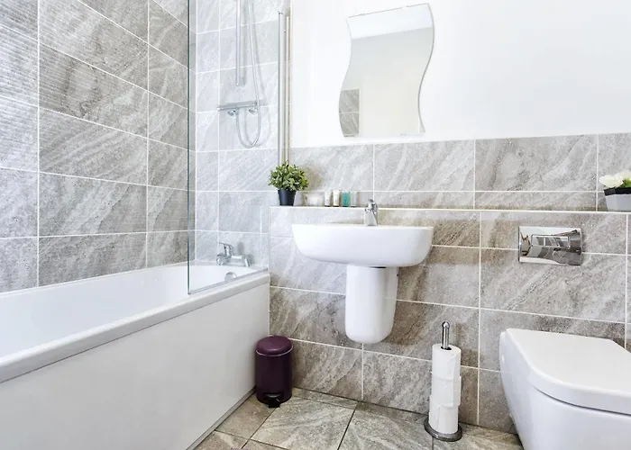 Apartmanhotel Orchard & Avenue Serviced 4*